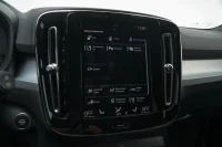 Volvo XC40 T4 Recharge Plug-In Hybrid 1.5 155kW thumbnail