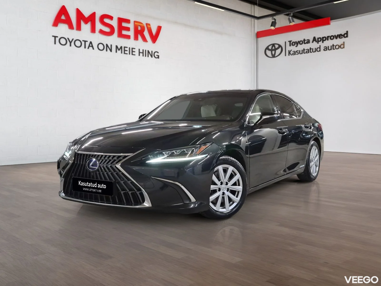 Lexus ES 300h Luxury 2.5 131kW