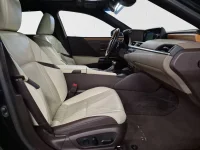 Lexus ES 300h Luxury 2.5 131kW thumbnail