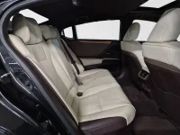 Lexus ES 300h Luxury 2.5 131kW thumbnail