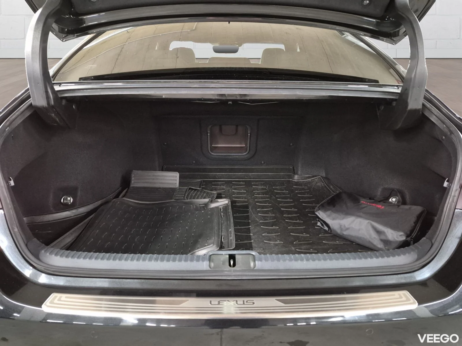 Lexus ES 300h Luxury 2.5 131kW
