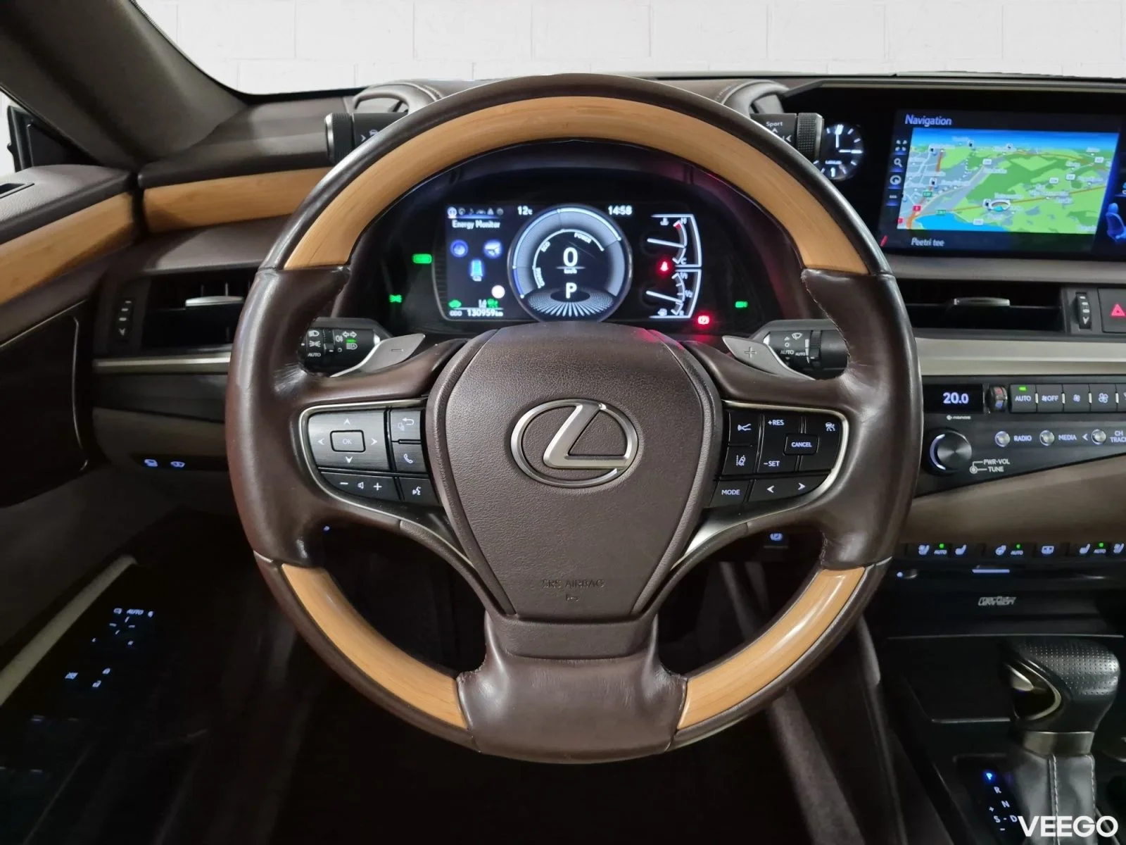 Lexus ES 300h Luxury 2.5 131kW