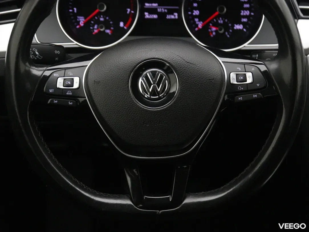 Volkswagen Passat 1.4 92kW