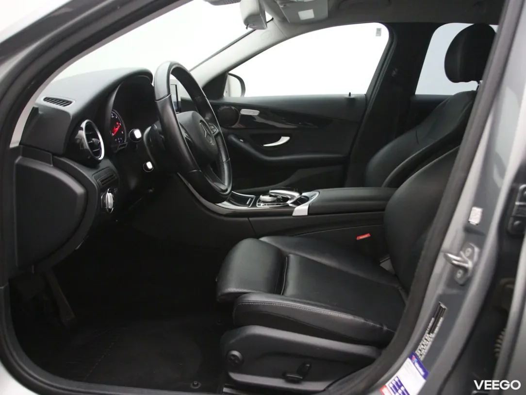 Mercedes-Benz C220 2.1 125kW