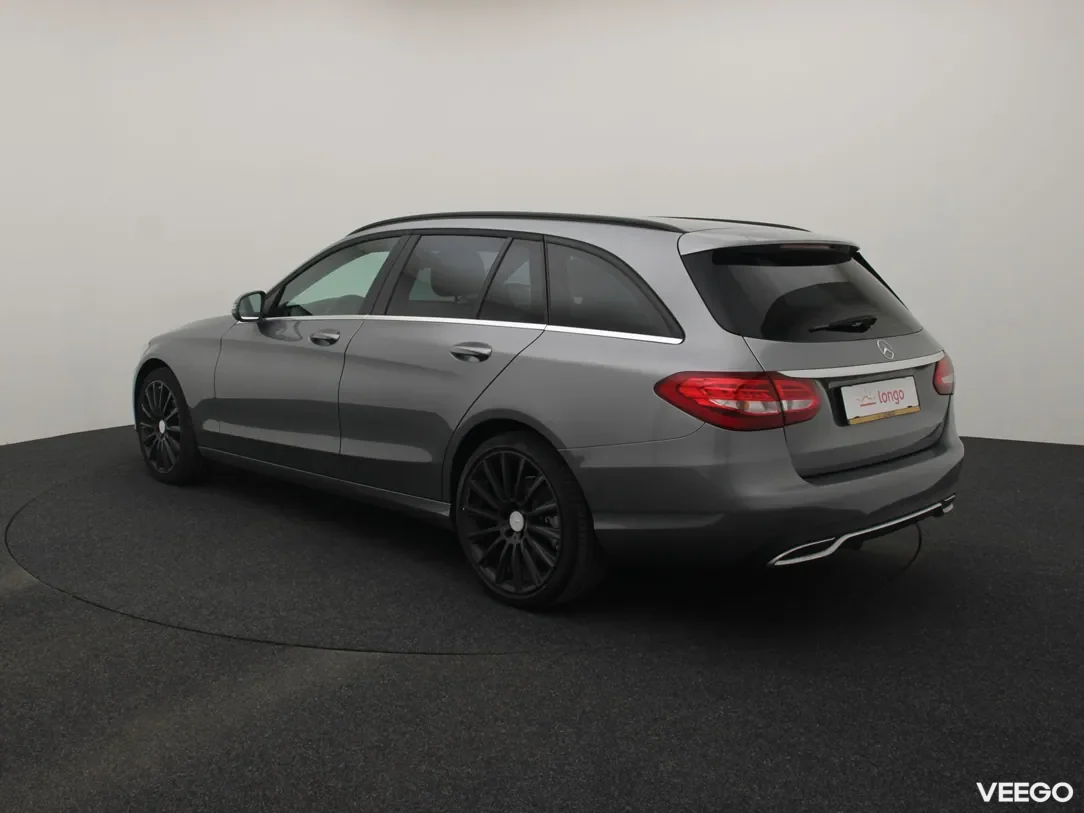 Mercedes-Benz C220 2.1 125kW