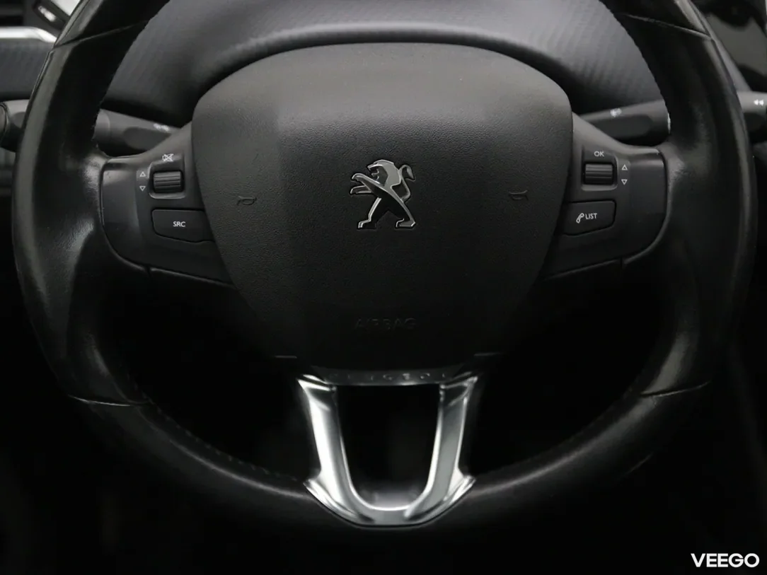 Peugeot 2008 1.2 81kW