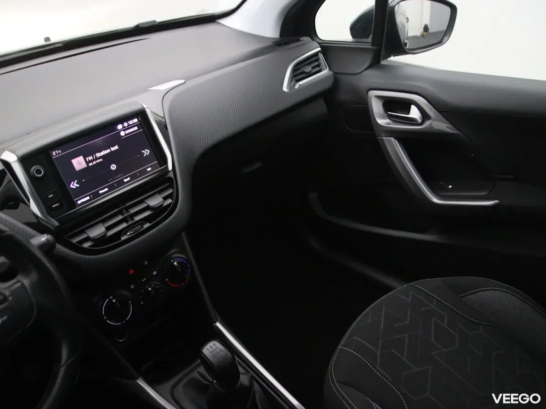 Peugeot 2008 1.2 81kW