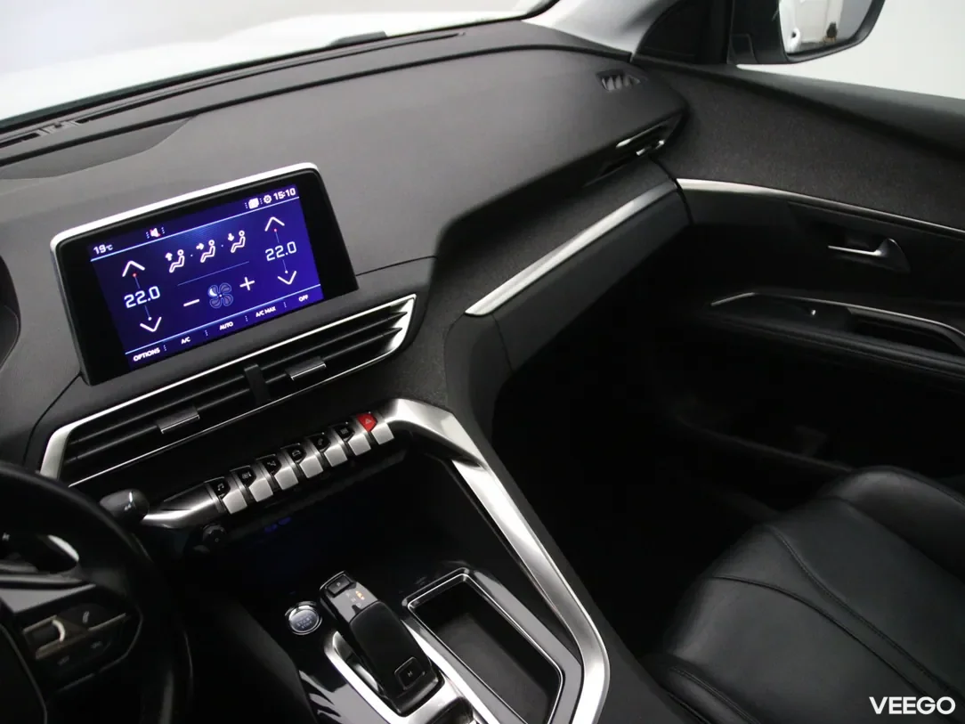 Peugeot 5008 1.6 133kW