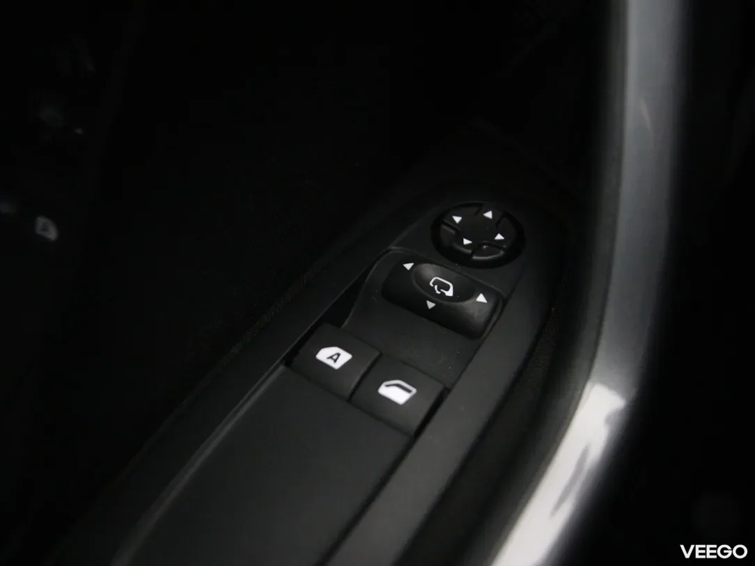 Peugeot 2008 1.2 81kW