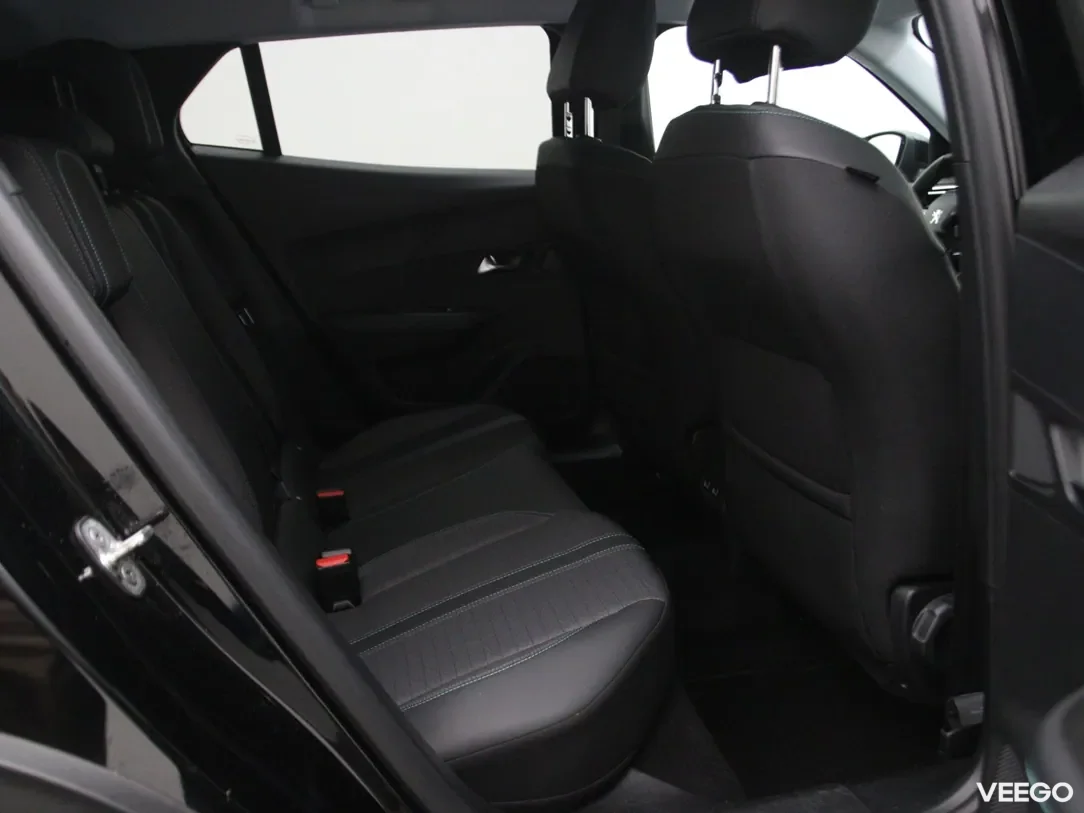 Peugeot 2008 1.2 96kW