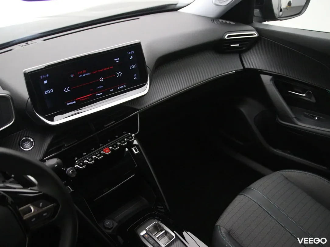 Peugeot 2008 1.2 96kW