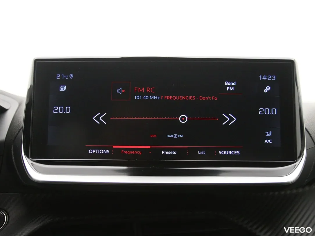 Peugeot 2008 1.2 96kW