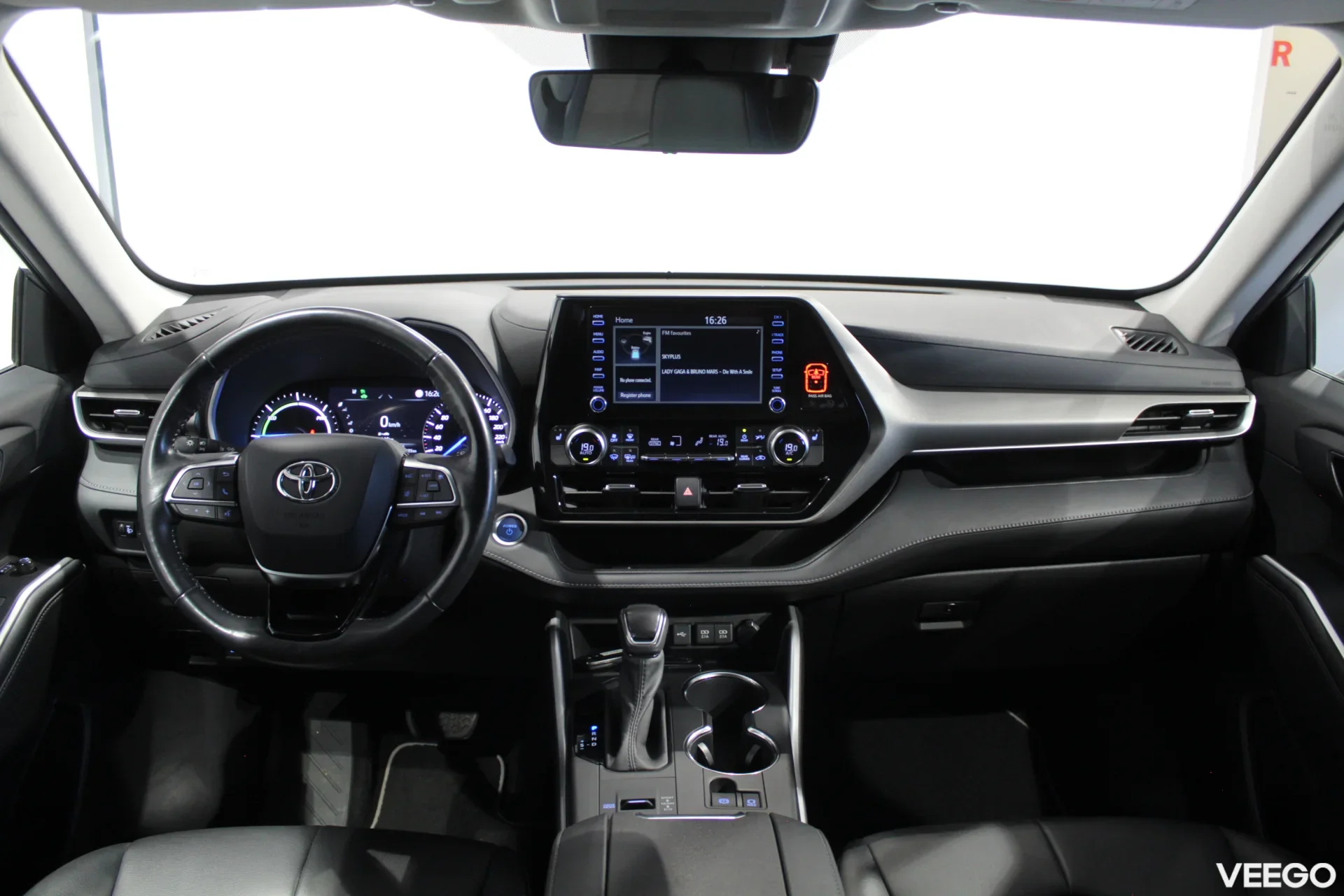 Toyota Highlander Luxury AWD 2.5 140kW