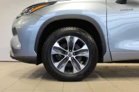 Toyota Highlander Luxury AWD 2.5 140kW thumbnail