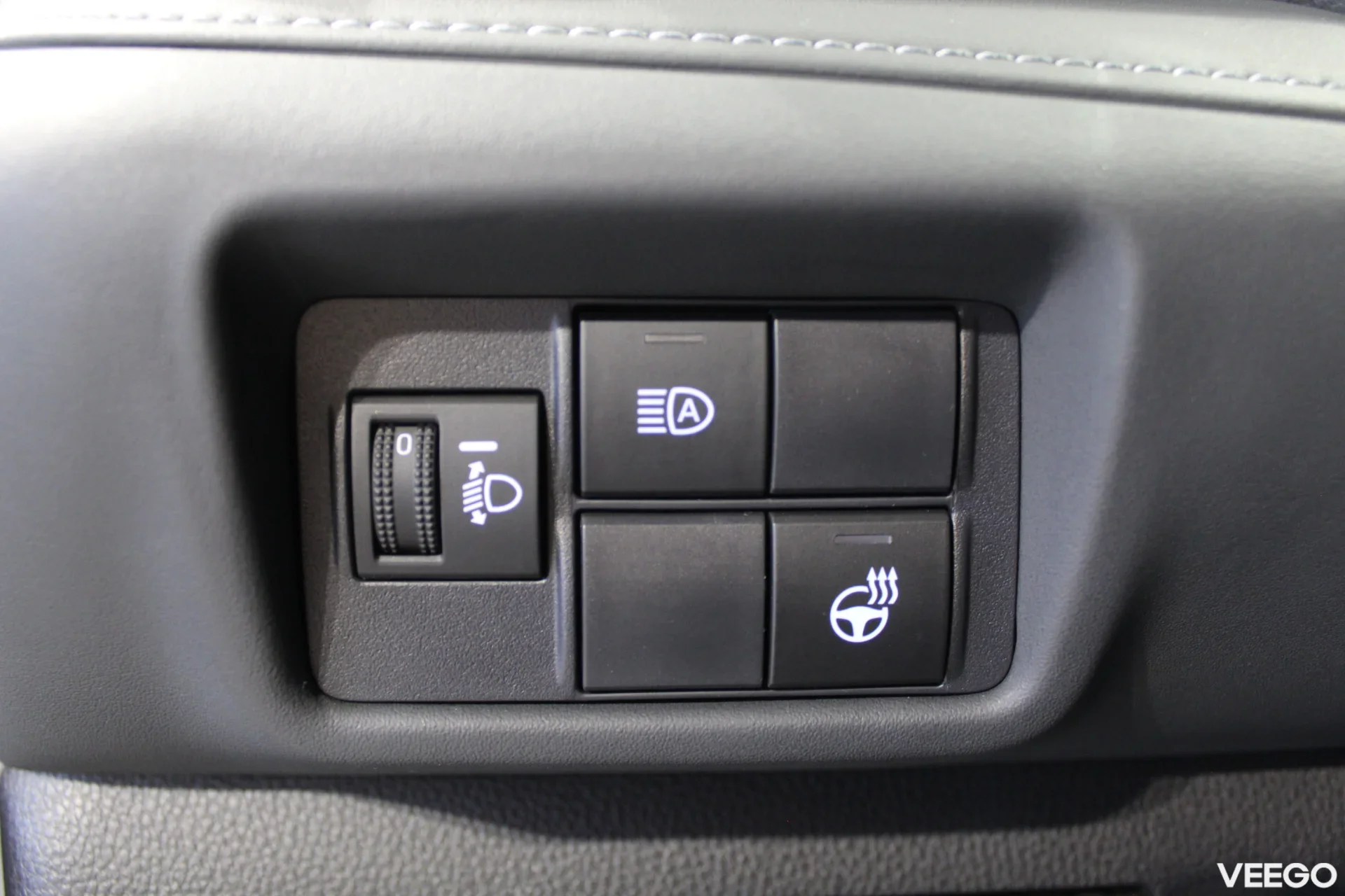 Toyota Highlander Luxury AWD 2.5 140kW