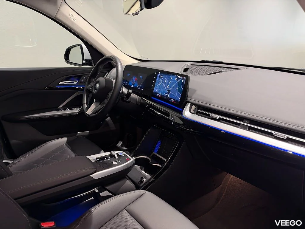 BMW iX1 xDrive30 X-Line Drag Comfort-Access Rattvärme 0kW