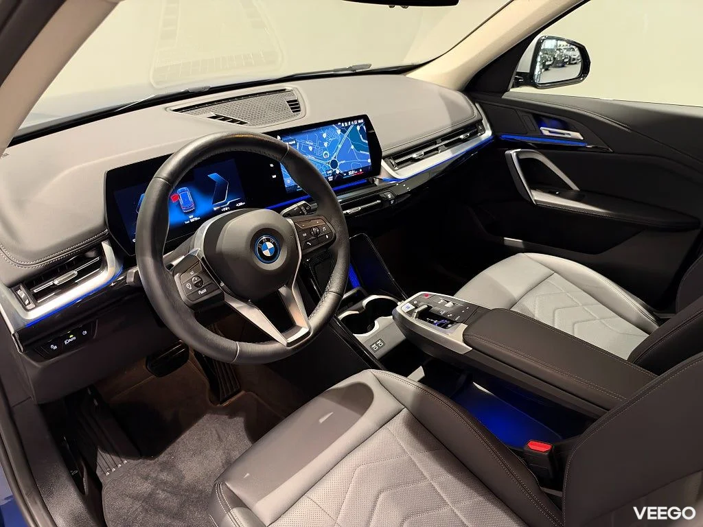 BMW iX1 xDrive30 X-Line Drag Comfort-Access Rattvärme 0kW