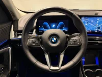 BMW iX1 xDrive30 X-Line Drag Comfort-Access Rattvärme 0kW thumbnail