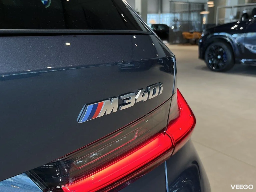 BMW M340i xDrive Touring M Sport Pro Drag Elstolar H/K D/A 360 288kW