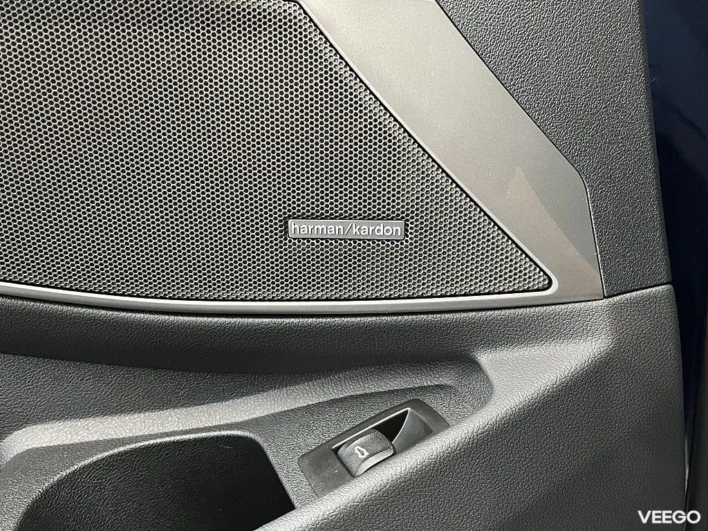 BMW M340i xDrive Touring M Sport Pro Drag H/K Comfort Access 0kW