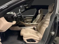 Porsche Taycan Cross Turismo 571HK /P-Display /Pano /Spec 420kW