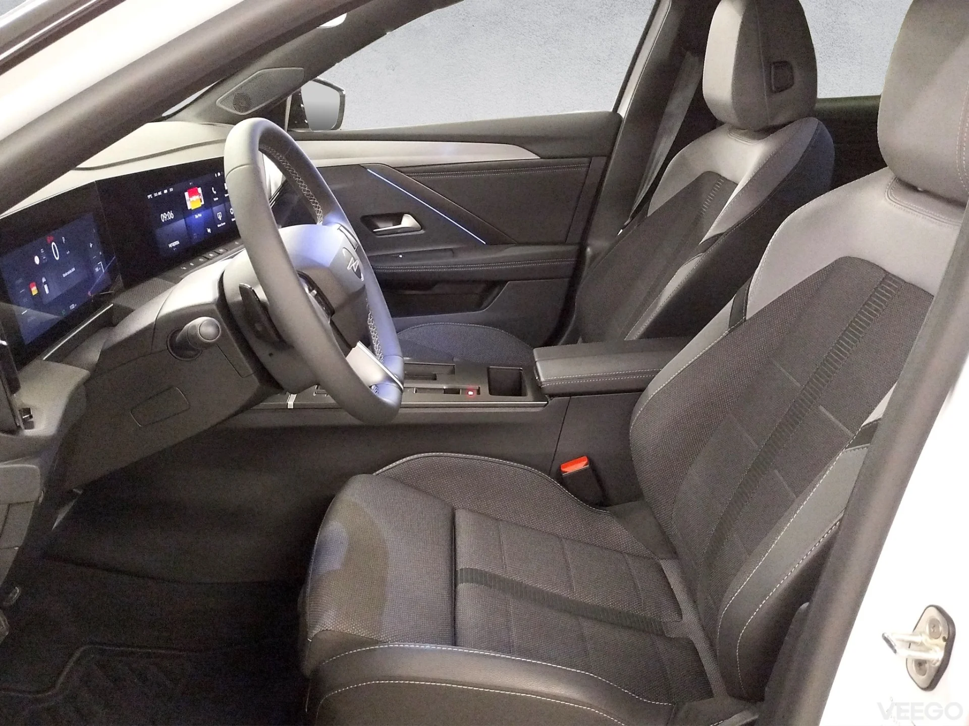 Opel Astra GS Hybrid 145 e-DCS6 100kW