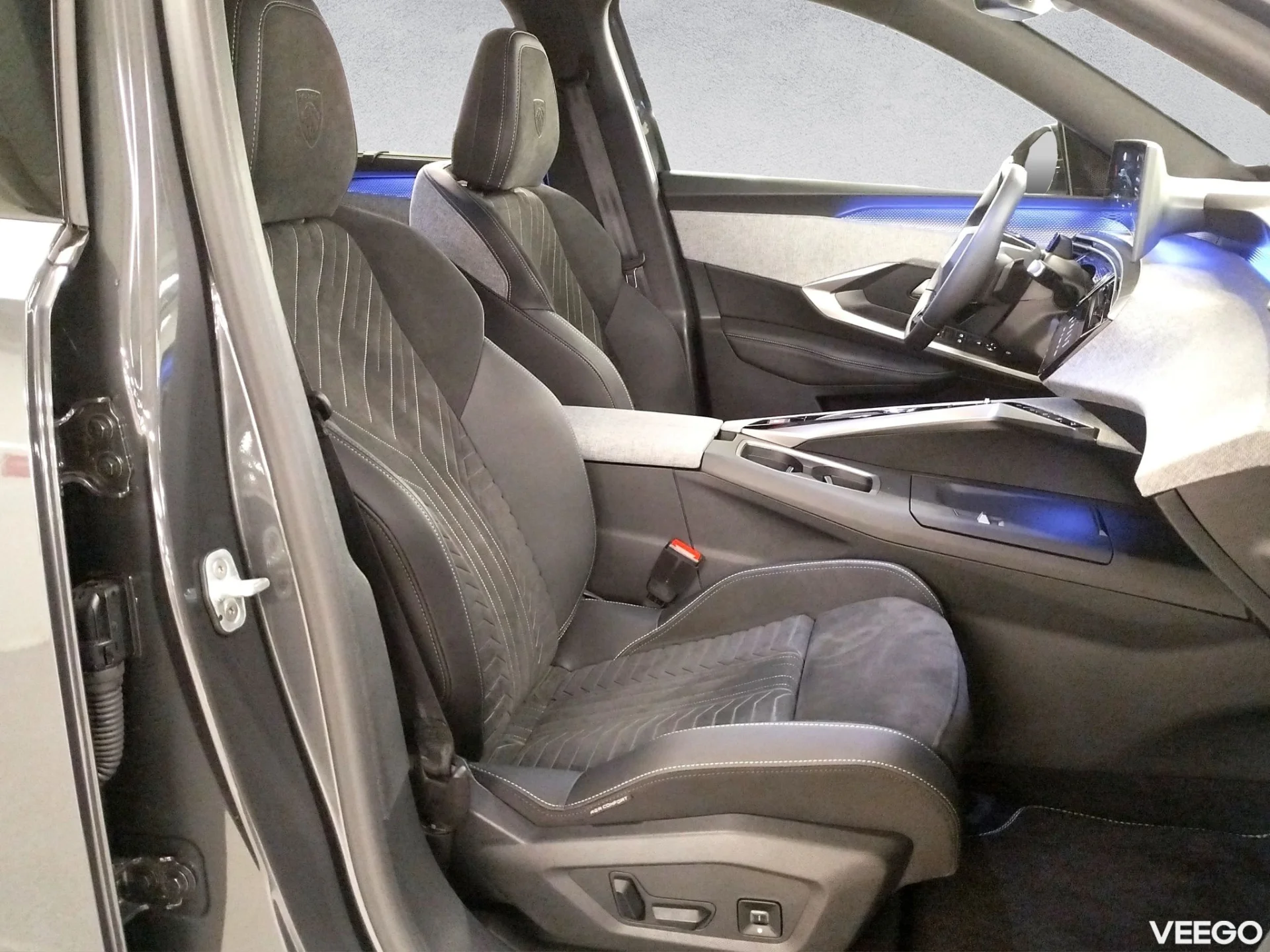 Peugeot 5008 GT Exclusive PHEV 225 e-DCS7 110kW