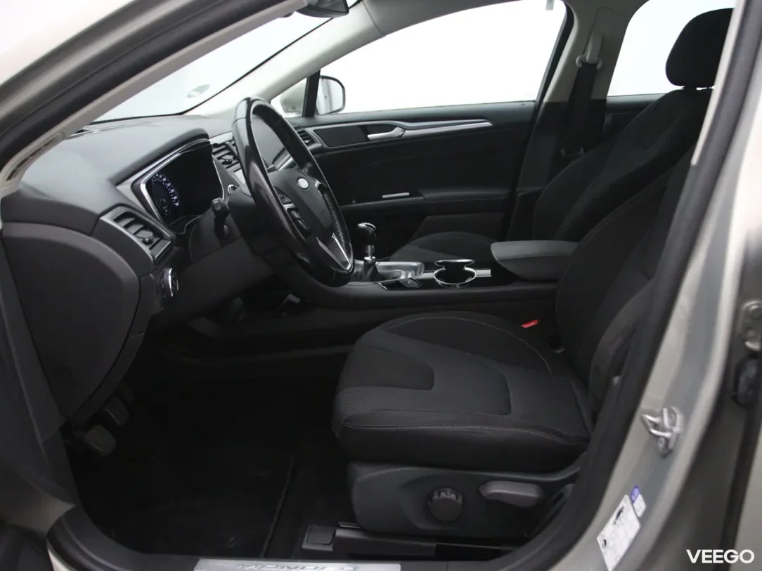 Ford Mondeo 1.5 118kW