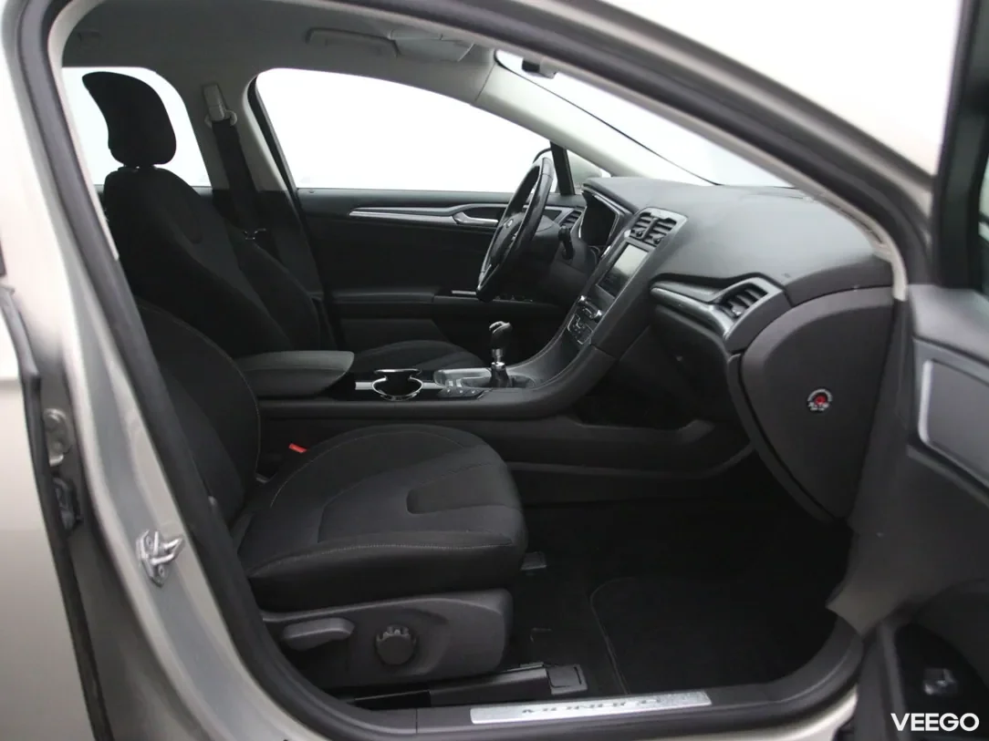Ford Mondeo 1.5 118kW