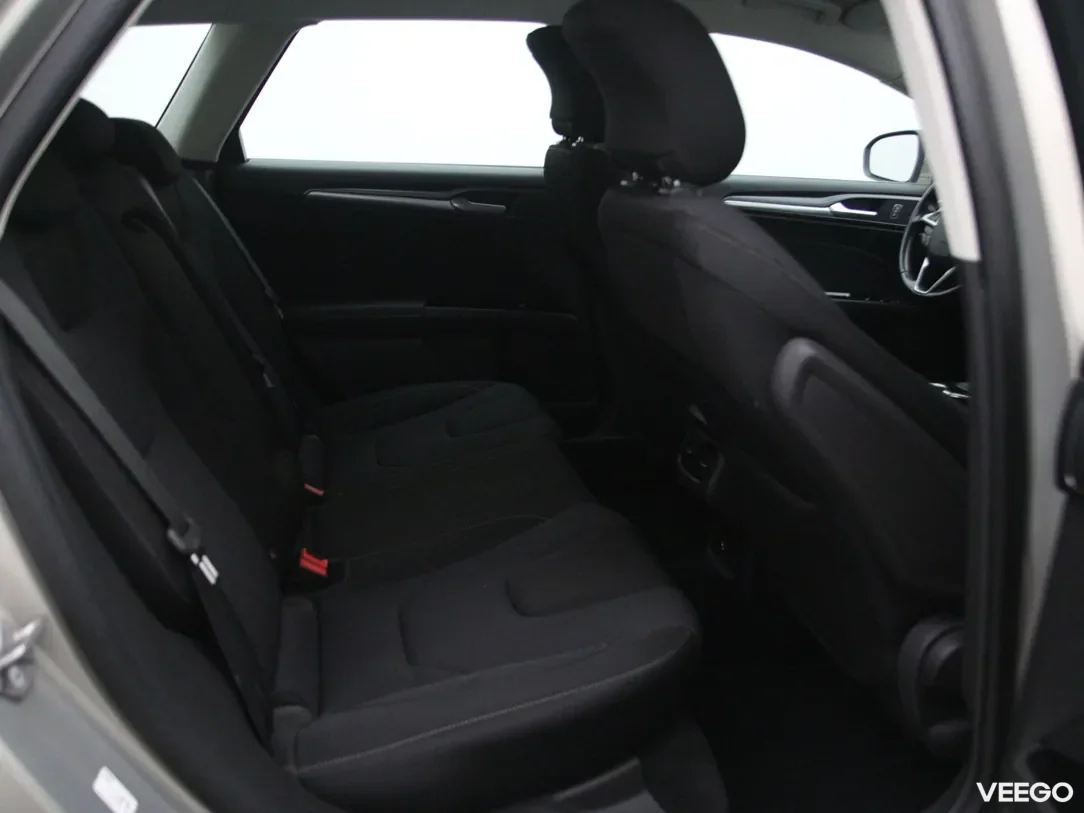 Ford Mondeo 1.5 118kW