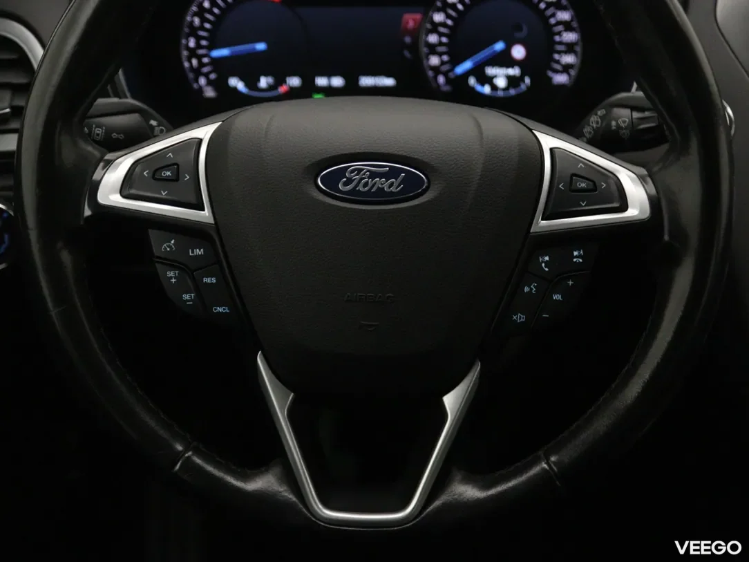 Ford Mondeo 1.5 118kW