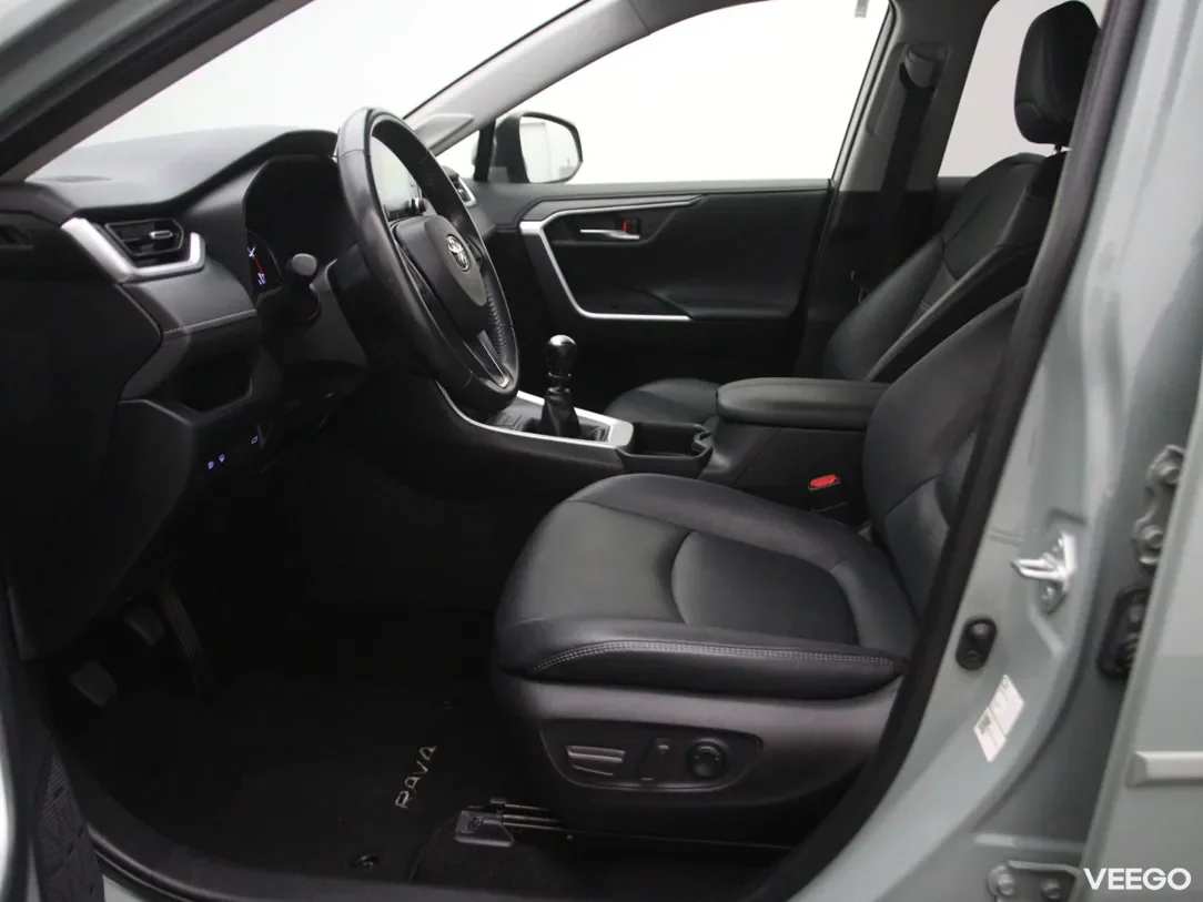 Toyota RAV4 2 129kW
