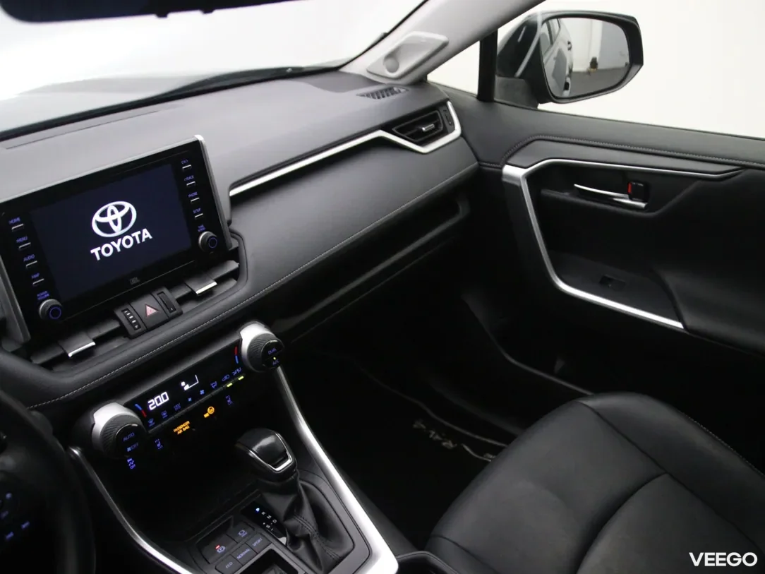 Toyota RAV4 2.5 160kW