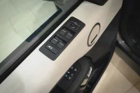 Land Rover Discovery D350 Dynamic HSE 3.0 258kW 258kW thumbnail
