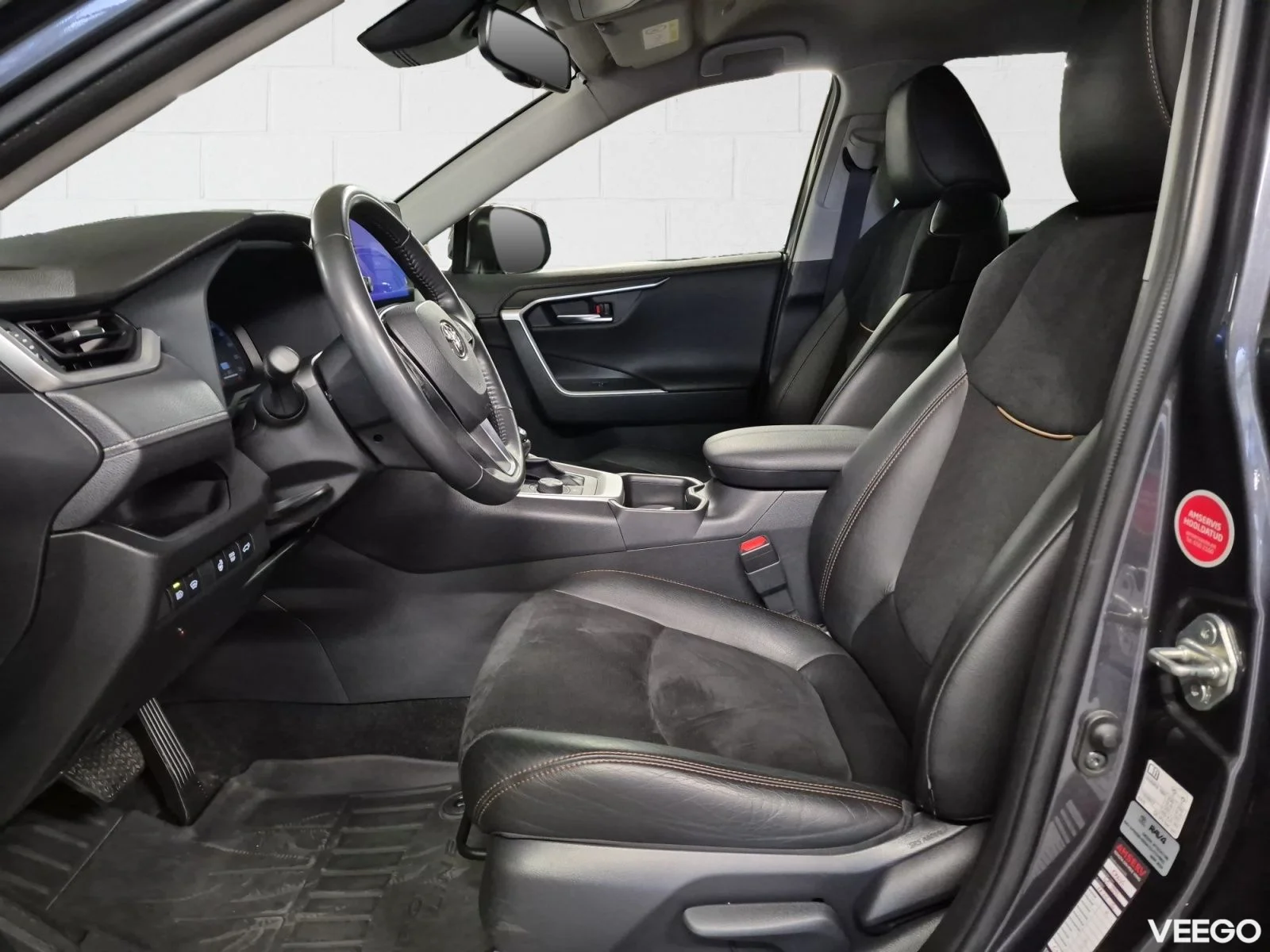 Toyota RAV4 Luxury Plus AWD 2.5 131kW