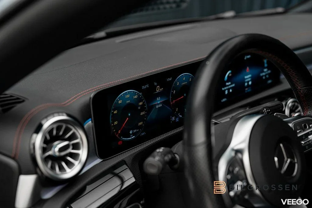 Mercedes-Benz CLA 200 Shooting Brake AMG 3.79% Drag Pano Burmester 120kW