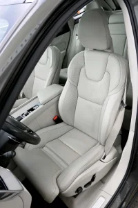 Volvo XC60 AWD B&W 4C LUXURY INSCRIPTION XENIUM INTELLI PRO FULL 2 173kW thumbnail