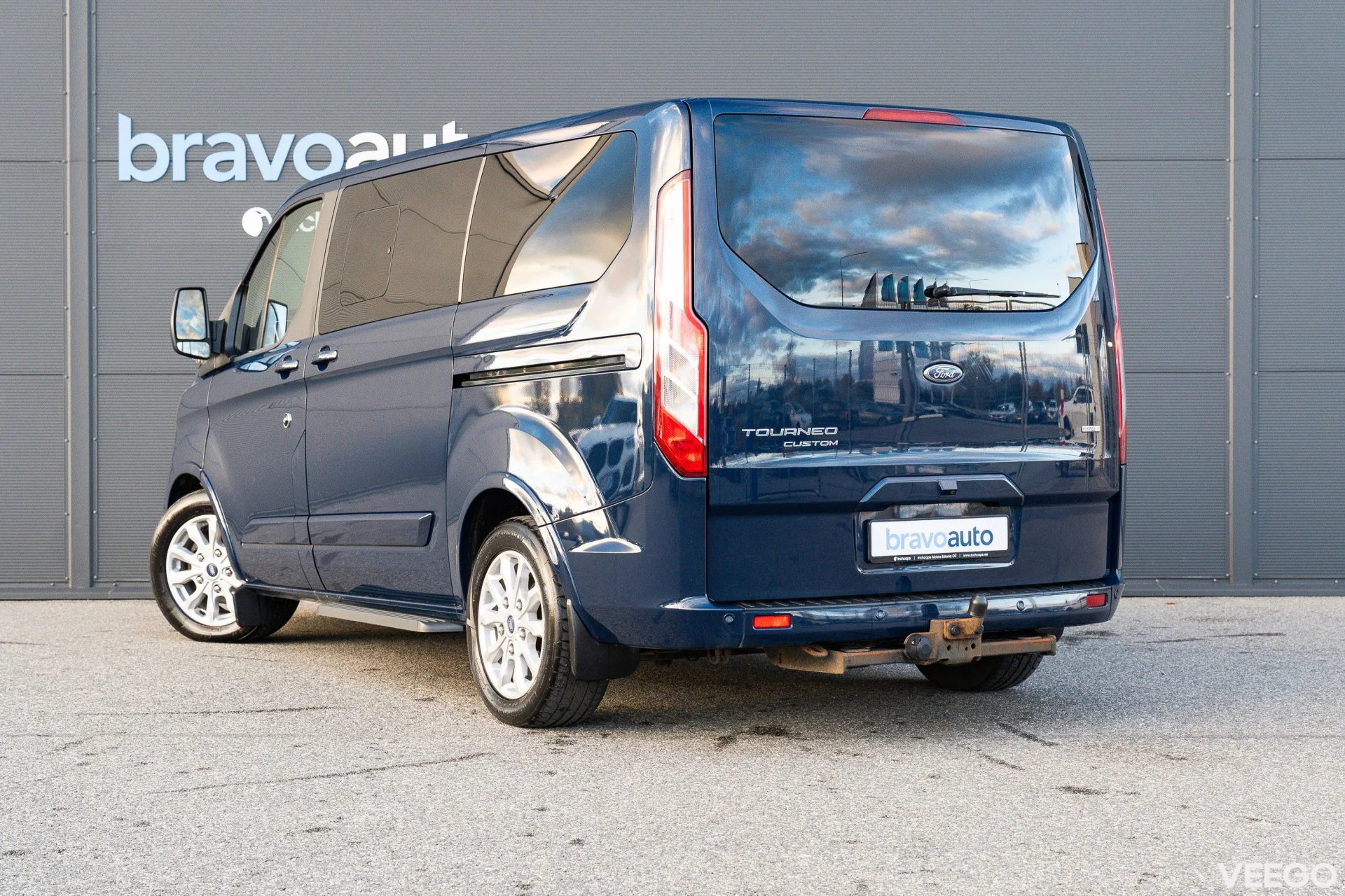 Ford Tourneo Custom - 2 96kW