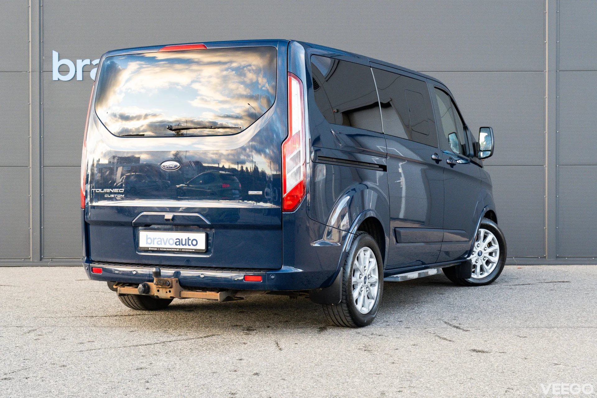 Ford Tourneo Custom - 2 96kW