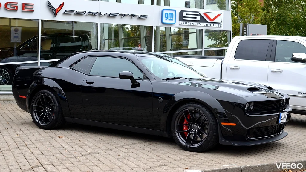 Dodge Challenger SRT HELLCAT WIDEBODY 6.2 527kW