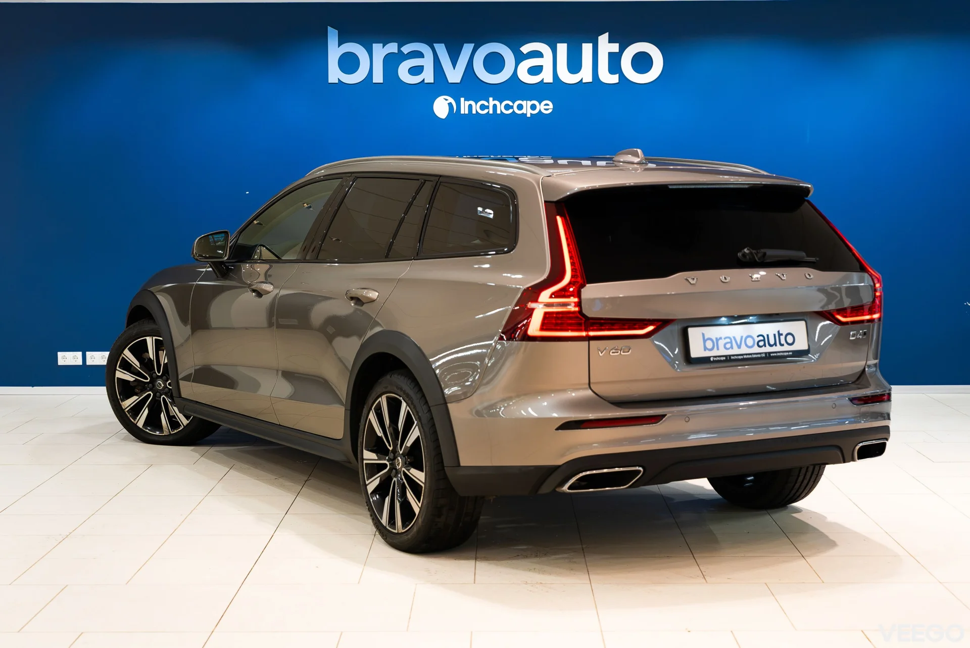 Volvo V60 Cross Country D4 AWD 140kW