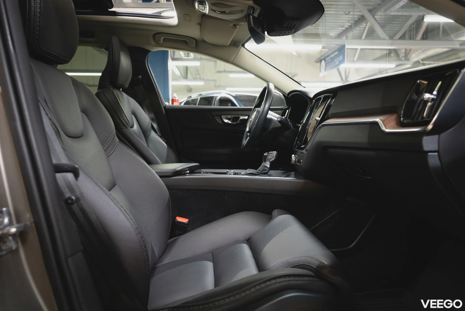 Volvo V60 Cross Country D4 AWD 140kW