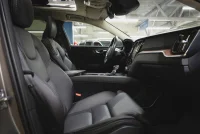 Volvo V60 Cross Country D4 AWD 140kW thumbnail