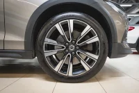 Volvo V60 Cross Country D4 AWD 140kW thumbnail