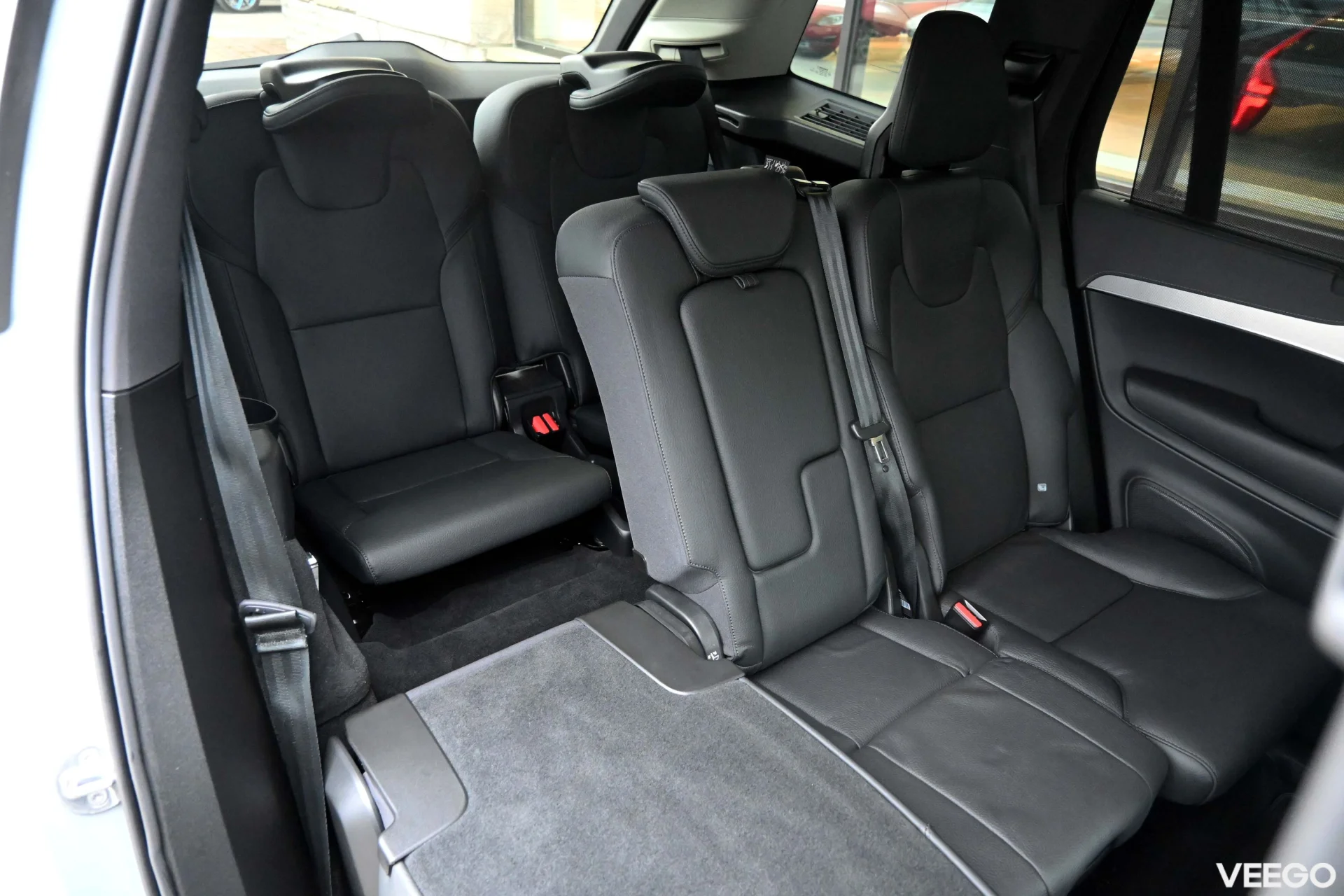 Volvo XC90 AWD H&K ULTIMATE DARK 7 INTELLI SAFE 2 335kW