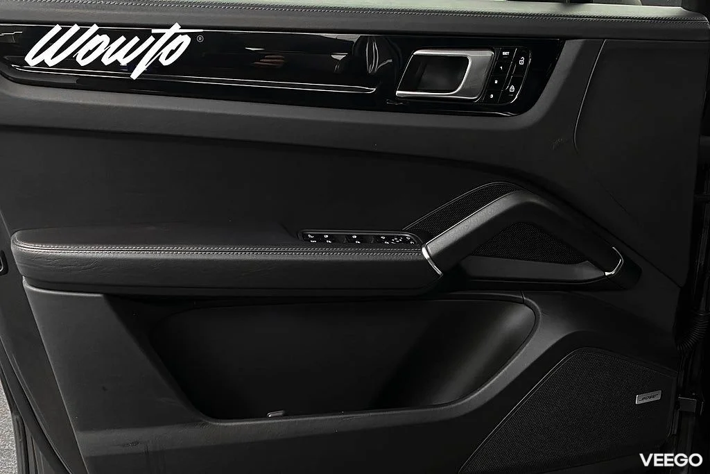 Porsche Cayenne Coupe Coupé E-Hybrid 462HK /Bose /18-Vägs /0,99% 340kW