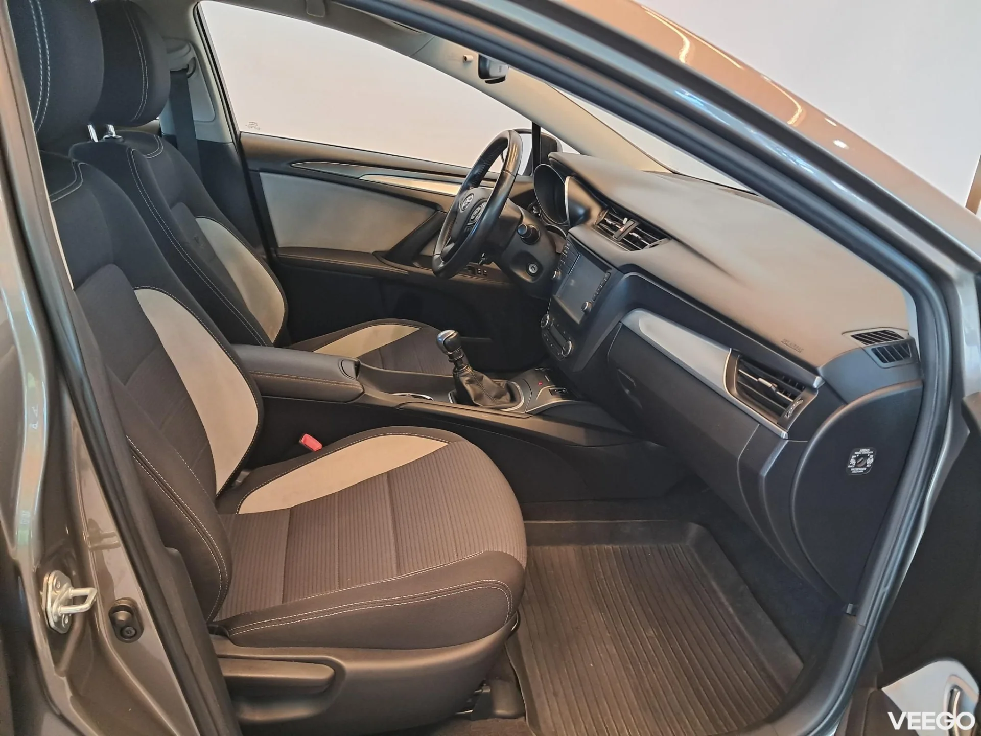 Toyota Avensis 108kW