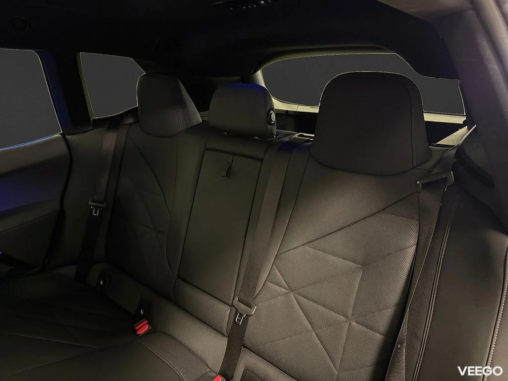 BMW iX xDrive50 524HK Sport /Sky Lounge /Laser /HuD /Moms 385kW