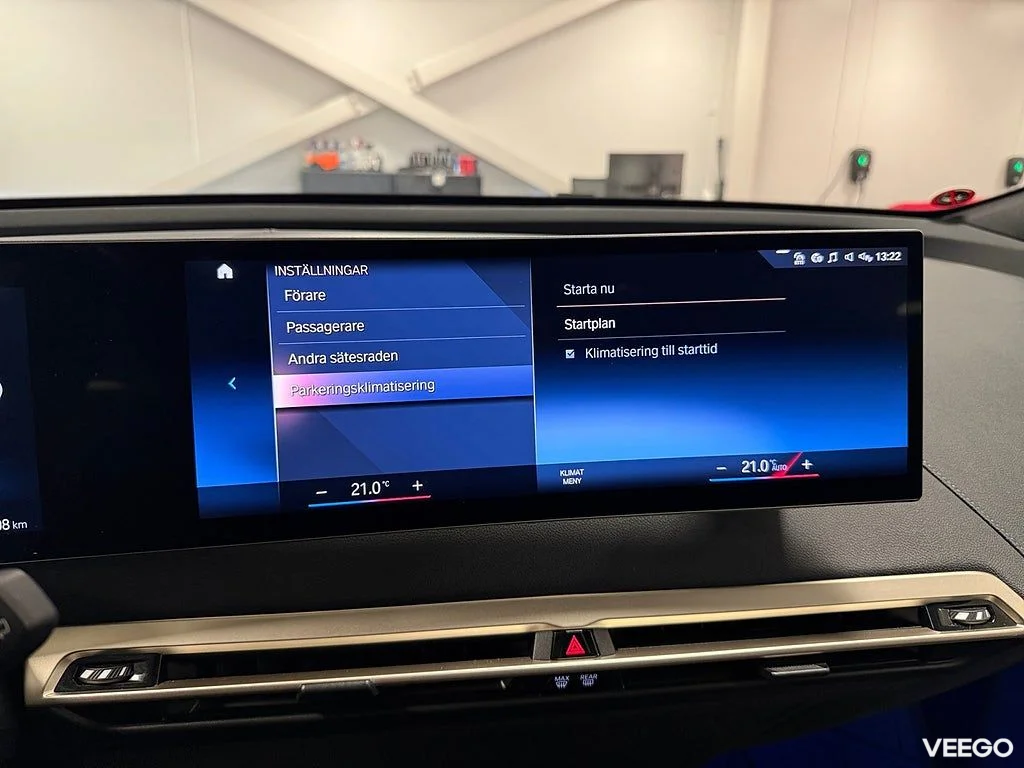 BMW iX xDrive50 524HK Sport /Sky Lounge /Laser /HuD /Moms 385kW