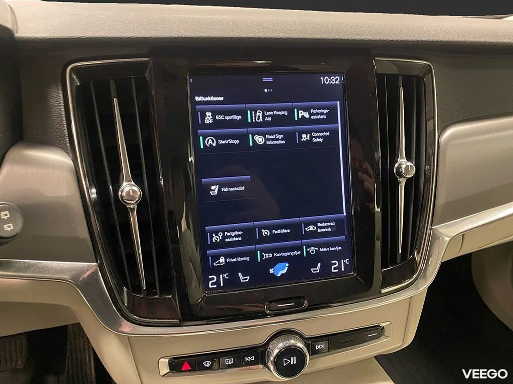 Volvo V90 T5 250HK Business Adv /Drag /Värmare 184kW